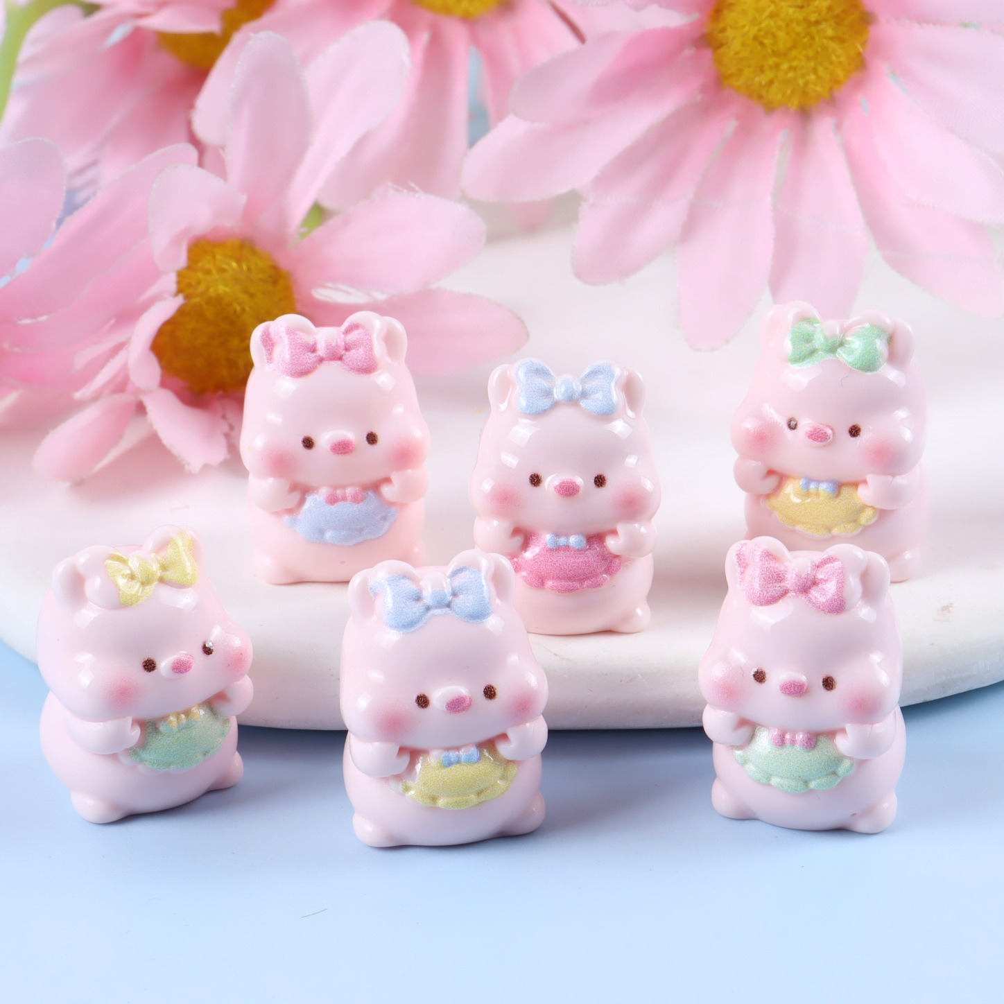 Yellow Phone Accessories - 6PCS Mixed Cute Pig Resin Charms
