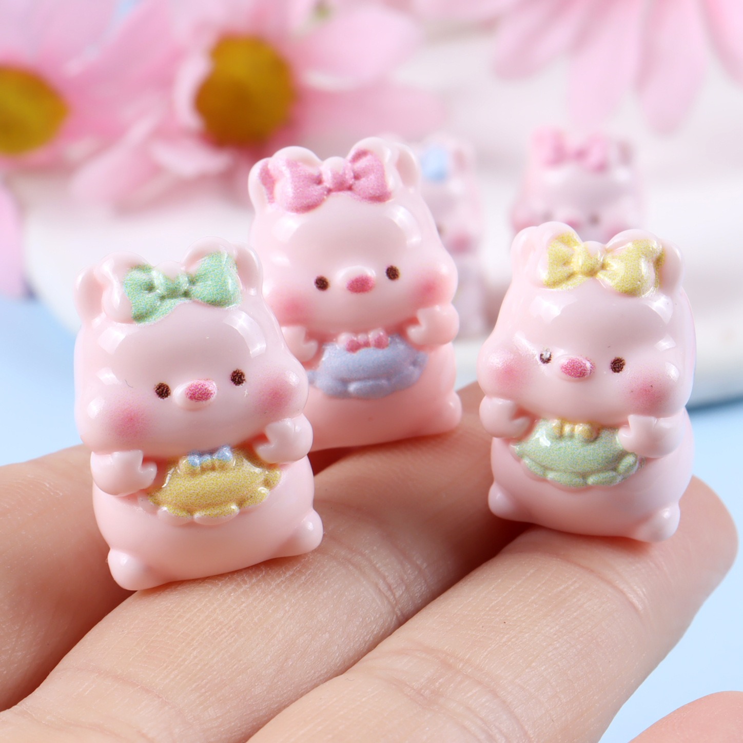 6PCS Mixed Cute Pig Resin Char - đánh giá và giá Yellow Phone Accessories