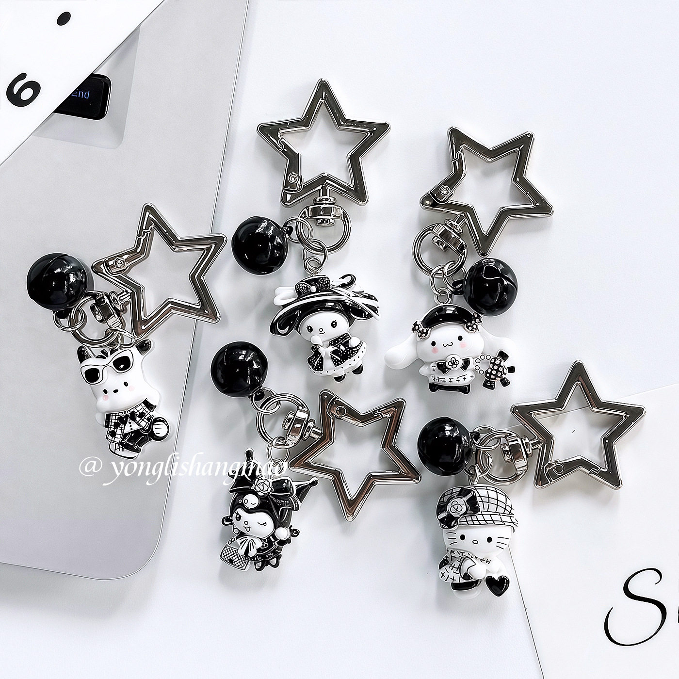 Vintage Y2k Sanrio Hello Kitty - đánh giá và giá Phone Accessories Cute
